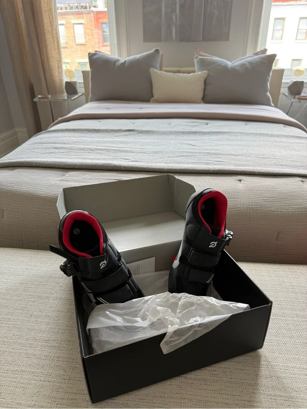 Peloton OriginalCycling Shoes - Black with White and Red Accents NWT
